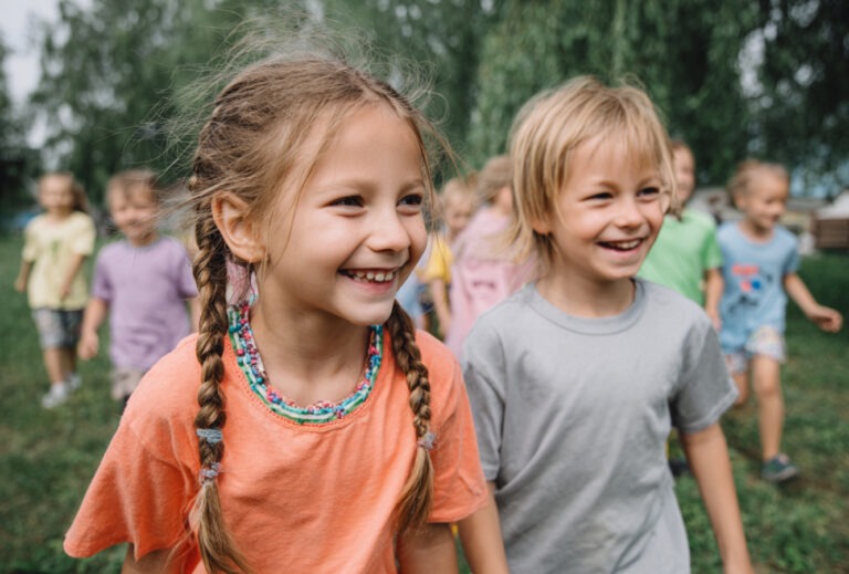 Fangspiel Katzenmama und Babys